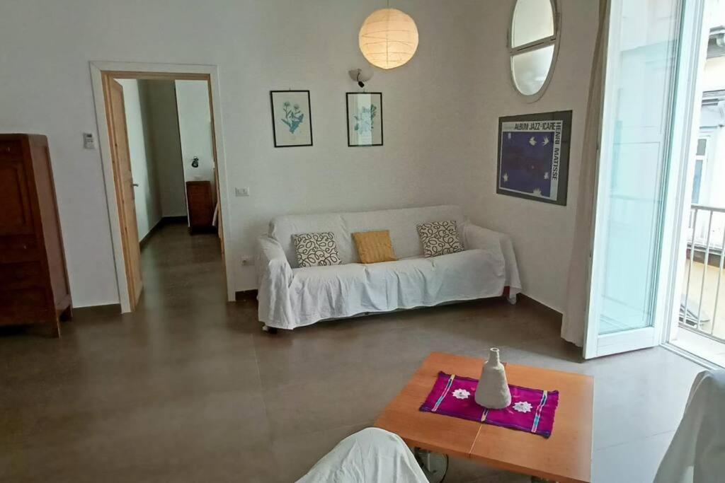 Appartamento - Casa Madre Napoli Bagian luar foto